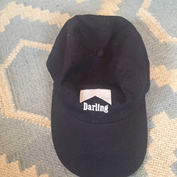 BRANDY MELVILLE darling hat