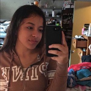 Meet your Posher, Rita