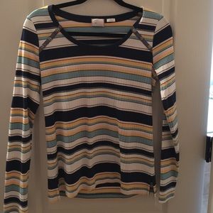 Long sleeve striped lightweight shirt.