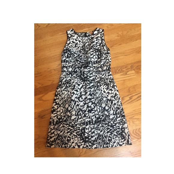 SOLD🚫Tory Burch Black and White Dress