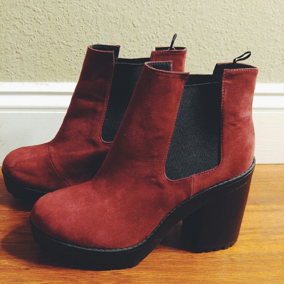 H&M Red Chelsea Boots