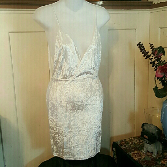 New* White Velvet Dress - Picture 3 of 4