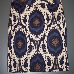 Printed pencil skirt