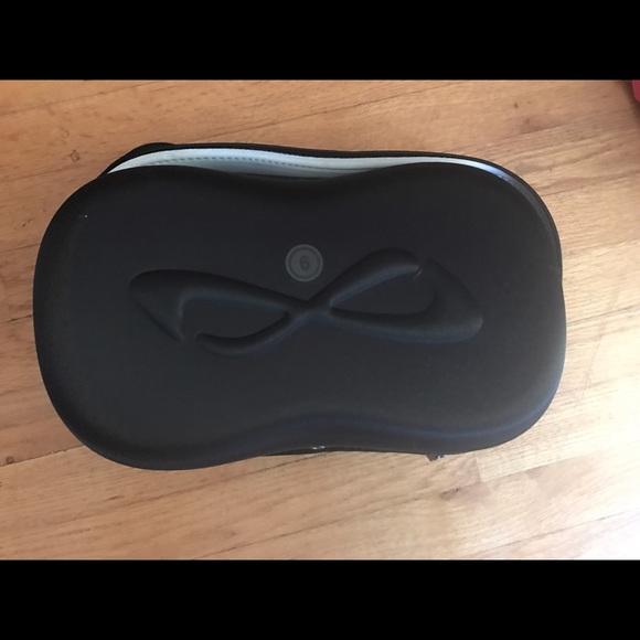 Nfinity Titan Shoe case