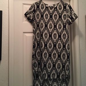 Wayf Shift Dress