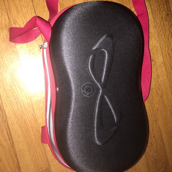 Nfinity Vengence Shoe Case