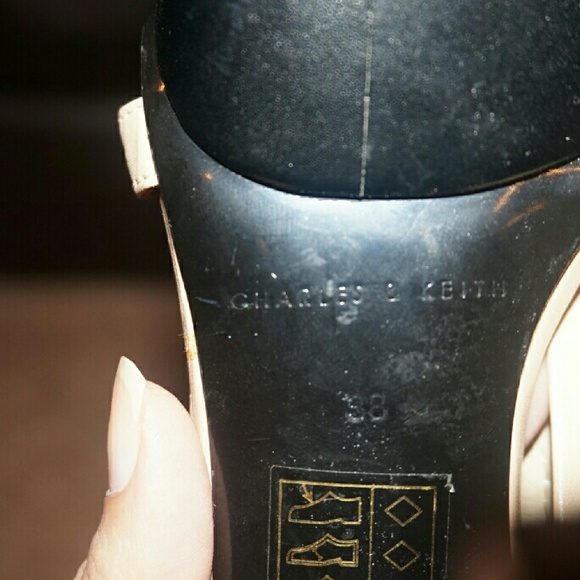 Charles keith high heels sandals - Picture 3 of 4