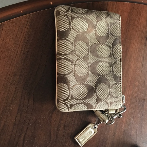 Wristlet - Picture 2 of 2
