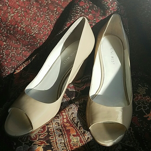 Nude Wedge heels