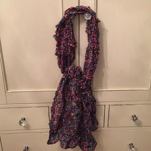 Echo floral all-year scarf