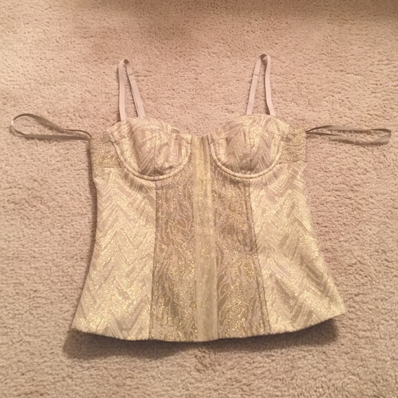 Designer Corset - Picture 4 of 4