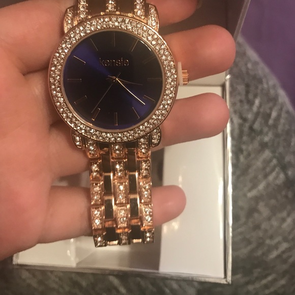 Kensie Watch - brand new in box