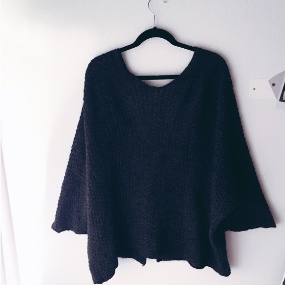 Brandy Melville Cardigan - Picture 3 of 4