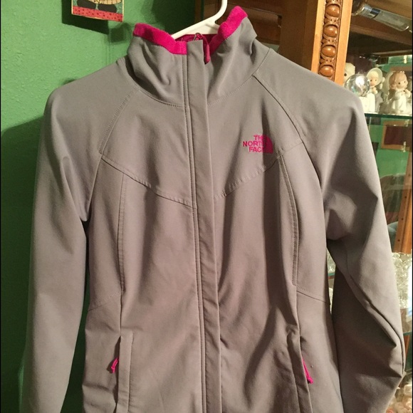 North face jacket, hardly worn.