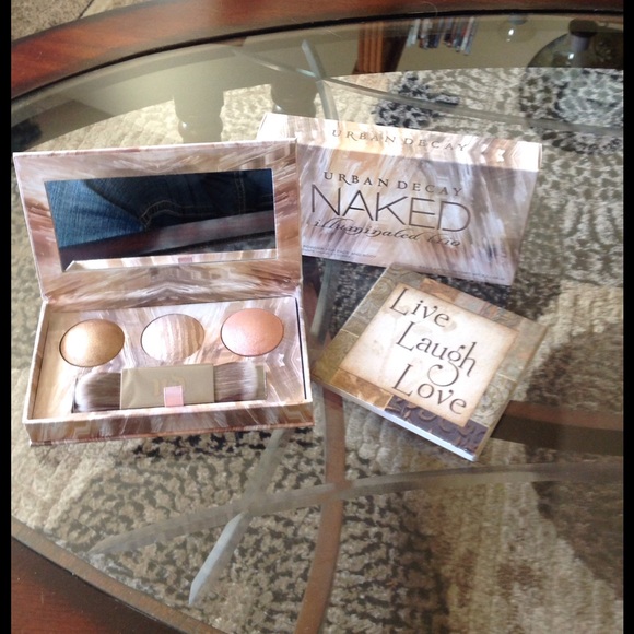 🌺NEW! AUTHENTIC URBAN DECAY ILLUMINATED TRiO - Picture 2 of 2