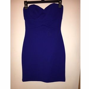 Fitted, heart shaped neckline, royal blue dress