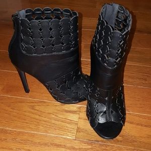 FRH Black Ankle Boot Polka Dot Design Size 6