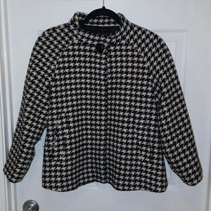 Banana Republic Houndstooth Swing Jacket