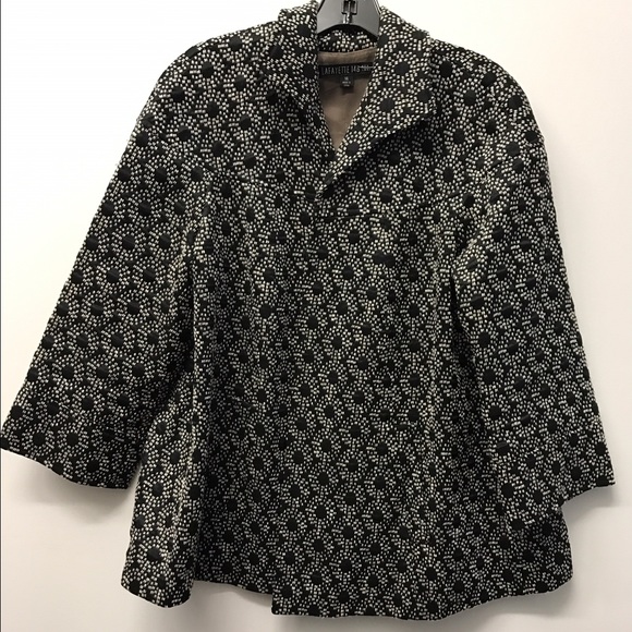 Lafayette 148 New York Cropped Jacket