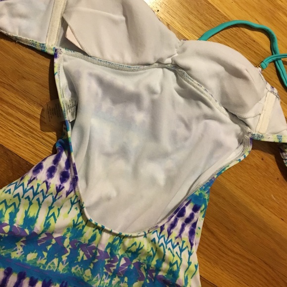 bathing suit - Picture 2 of 2