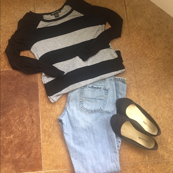 American Eagle Wide Leg Jeans SZ 10