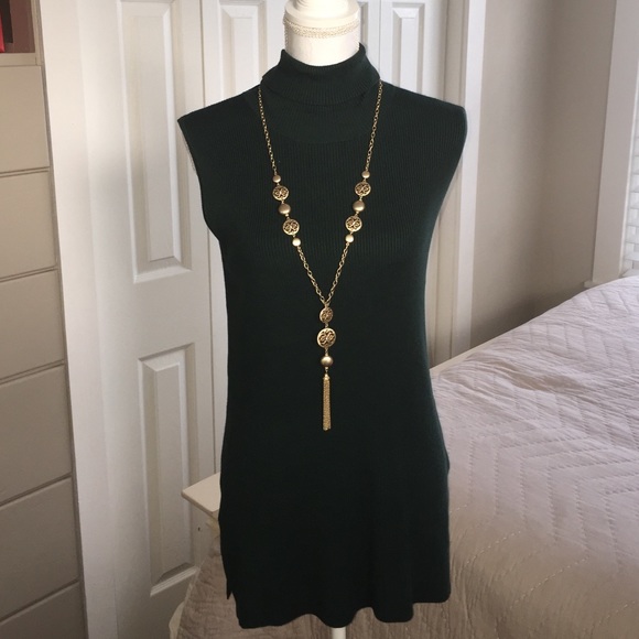NWT Adrianna Papell Med green turtleneck rib tunic