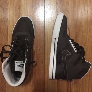 Nike high top