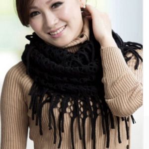 Black knitted Infinity Scarf