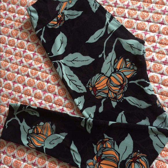 LuLaRoe leggings