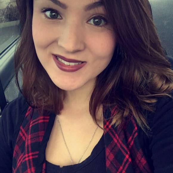 Meet your Posher, Cheyanna