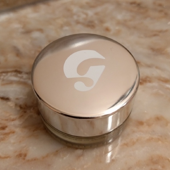 Glossier Stretch Concealer