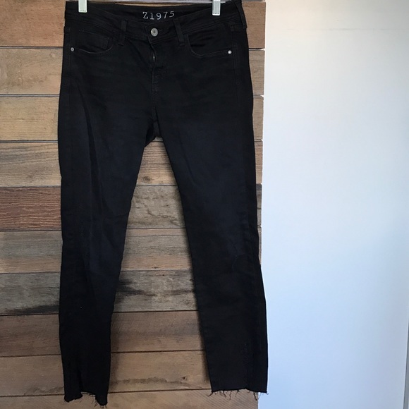 Black jeans w/Frayed ankle