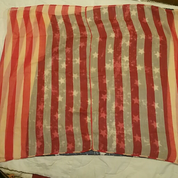 American Flag Scarf - Picture 2 of 4