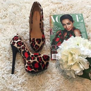 Red Leopard Print Heels 👠