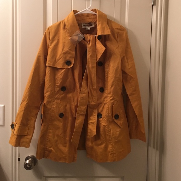 Jacket - Picture 1 of 2