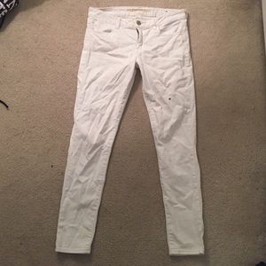 American Eagle White Jeans