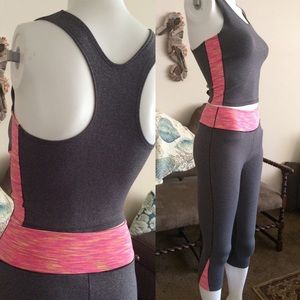 Women's Crop Top and Capri set