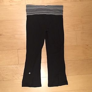 Lululemon Split-Bottom Cropped Leggings