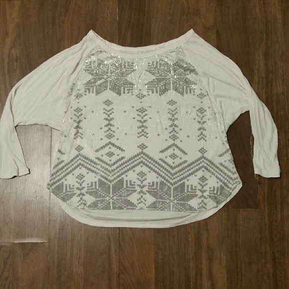 American Eagle Cream and Silver Winter Pattern Top