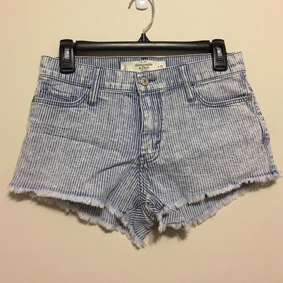 Abercrombie & Fitch Pants - NWT Abercrombie & Fitch High Rise Shorts