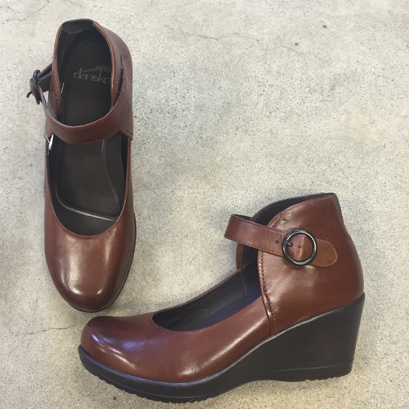 Dansko rebel shoes
