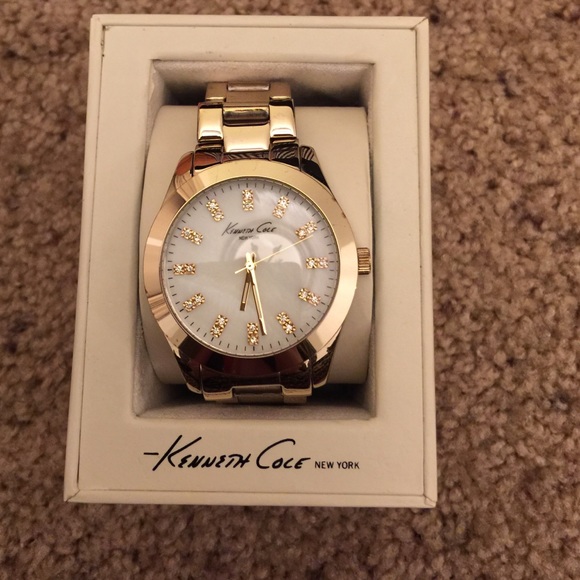Kenneth Cole gold watch! Great condition