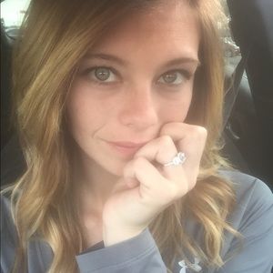 Meet your Posher, Melissa