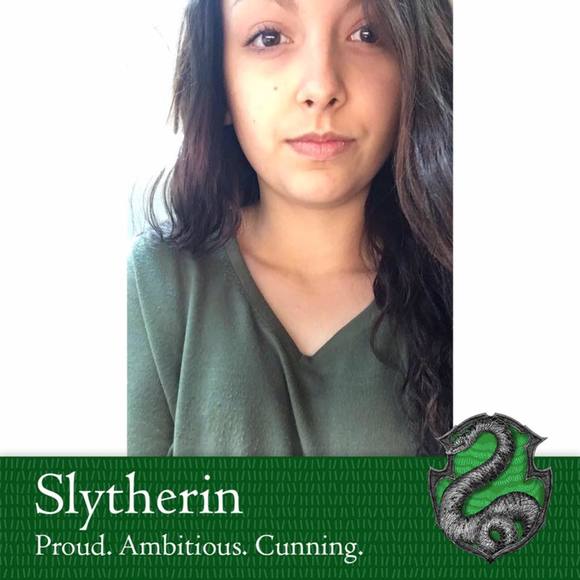 Meet your Posher, Emily - Picture 1 of 1