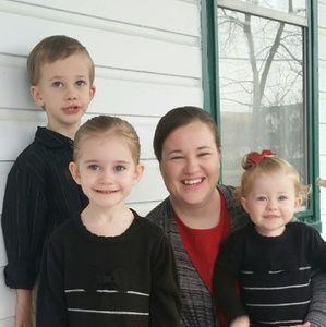 Meet your Posher, Naomi