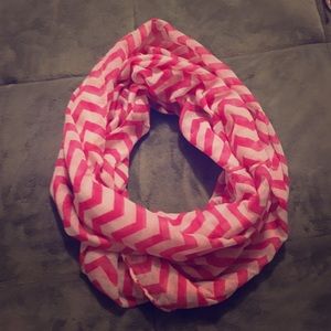 Infinity scarf
