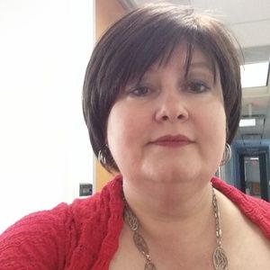 Meet your Posher, Leea