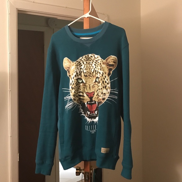 Entree Leopard Face Crewneck