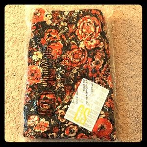 NWT Fun floral print Lularoe OS leggings!