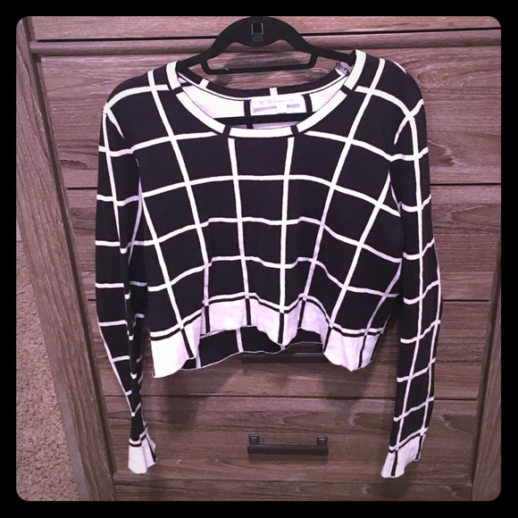 Cropped sweater